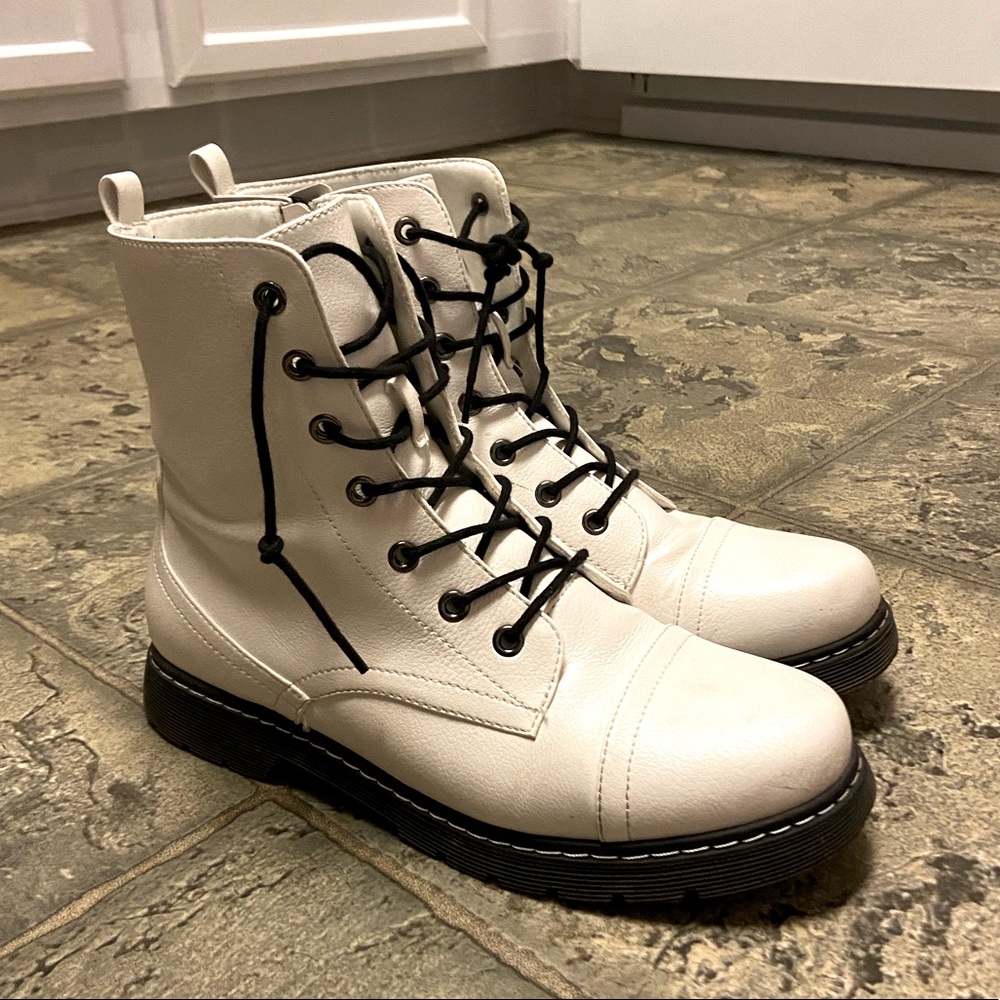 White Combat Boots Women’s size 8.5-9